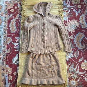 Vintage merino wool sweater skirt set hand knit by Grace 1967 camel gorgeous 6 8